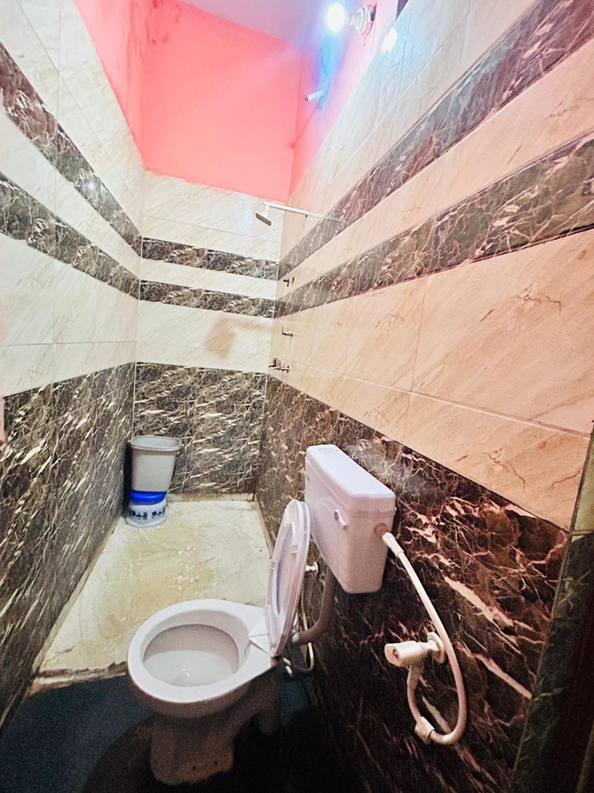 Agrawal Inn Guest House Mathura Exterior foto