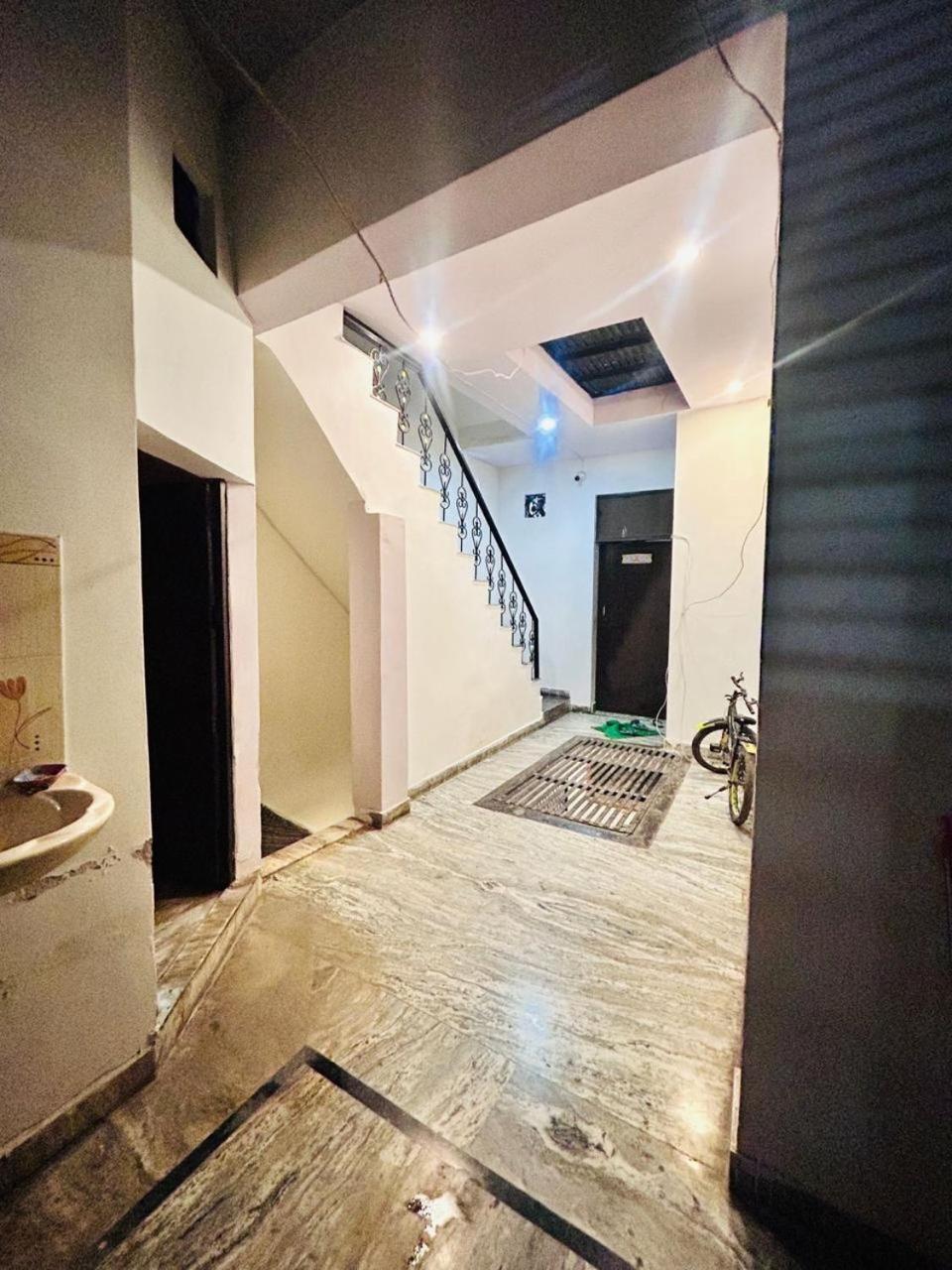 Agrawal Inn Guest House Mathura Exterior foto