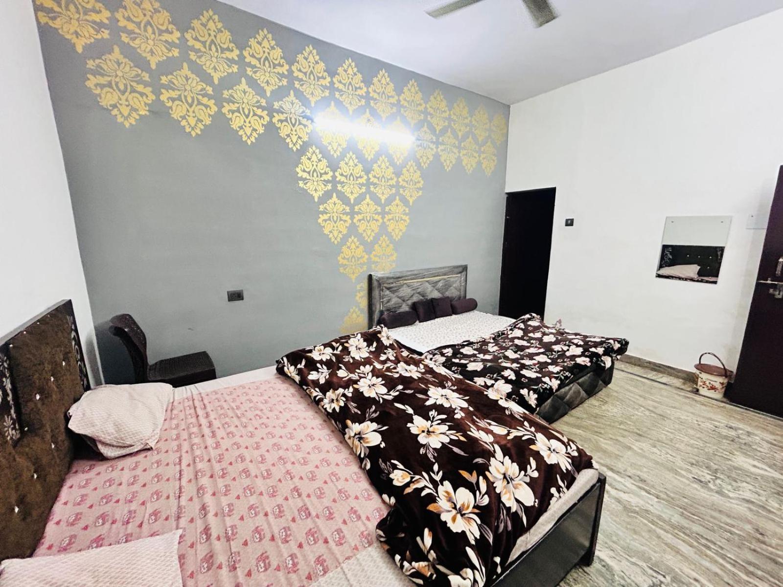 Agrawal Inn Guest House Mathura Exterior foto